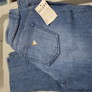 Guess brand capris size 30 (European sizing)